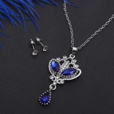 Set 2 objects: Earrings of the pendant 