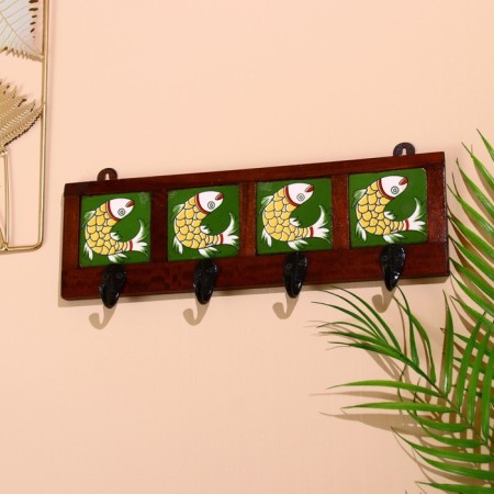 Caravan hanger "fish" 22*4*12cm, wood, 4 hook color mix-1