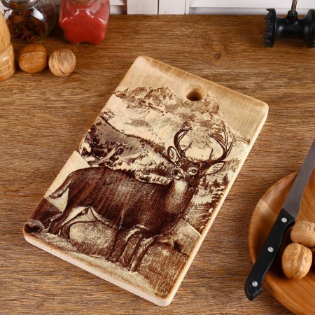 Board from the massif “Deer”, rectangular, 18 × 28 cm