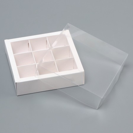 Box for 9 sweets, 13.7 x 13.7 x 3.5 cm. Confectionery packaging-2