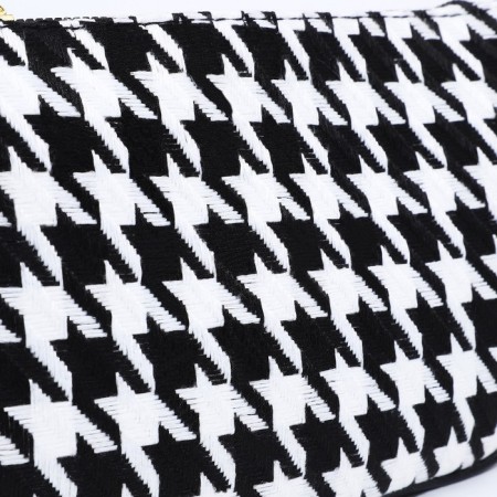 Bag Women's Cross-Bodi with a zipper, black/white color-7