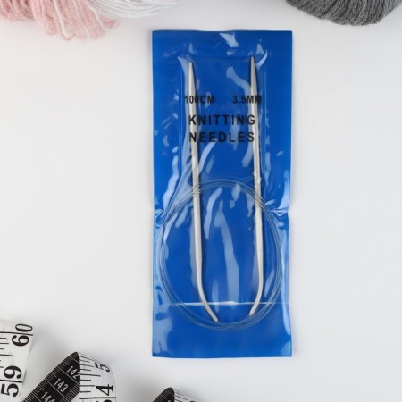 The knitting needles are circular, for knitting, with a Teflon coating, with a plastic fishing line, D = 3.5 mm, 100 cm-2