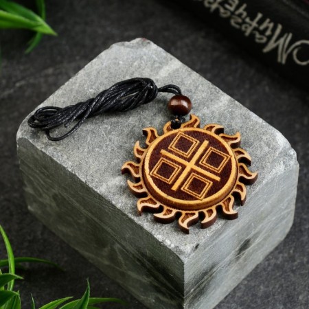 The amulet "Makosh" cedar, gives wisdom and energy