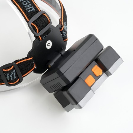 Battery -off flashlight, 1000 mAh, 5 watts, 3 LED, 4 modes, USB-4