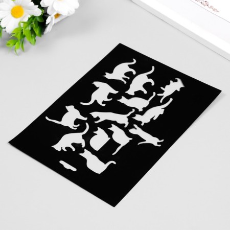 Plastic stencil "cats" 14.5x20cm-1