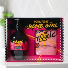 Подарочный набор косметики You're the bomb, girl, гель для душа 300 мл и соль для ванны 150г, ЧИСТОЕ СЧАСТЬЕ