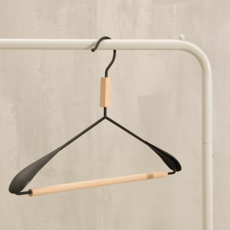Shoulders - clothes hanger with reinforced shoulders Ladoom Laconique, 42 × 24 × 3.2 cm, black color is black-6