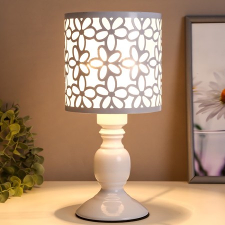 Table lamp "Chamomile" 1xe27 40W white 14.5x14.5x31 cm Risalux-1