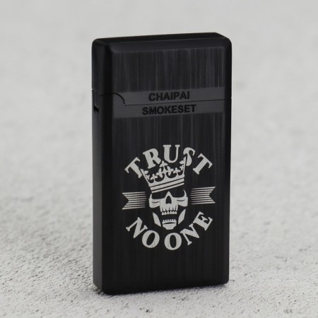 Gas lighter "Trust", 3.5 x 6.8 cm.-1