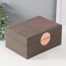 Casket to the leatherette for jewelry 
