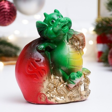 Figure "Dragon with a bag" 10cm