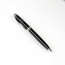 Flashlight-hand with a laser pocket, 2 diodes, color mix