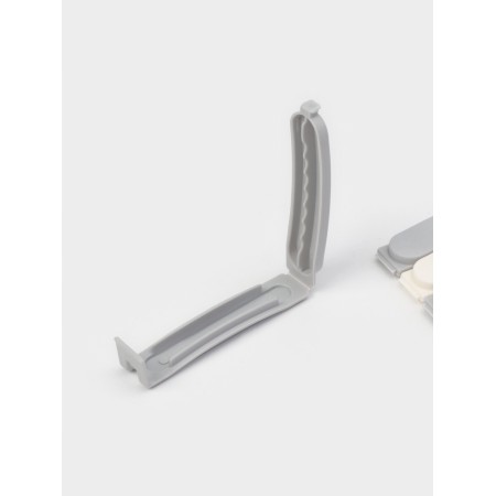 Set of clamps for packages 5 pcs, 7x7.5x1.5 cm, white/gray color-4