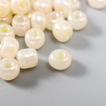 Round beads 6/0 "Pearl" 20 g-1