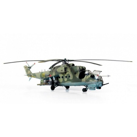 The national model "Soviet shock helicopter Mi-24" Crocodile ", star, 1:72, (7293)-3