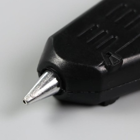 Glue gun 11x11 cm Power: network, rod diameter - 7 mm-3