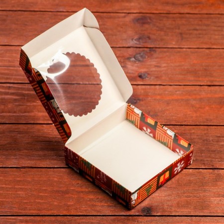 Gift box team with the window "New Year's atmosphere", 11.5 x 11.5 x 3 cm-4