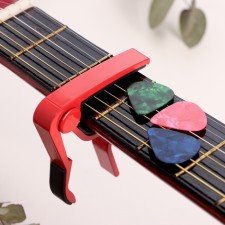 Kapodastr Music Life red + 3 mediators as a gift