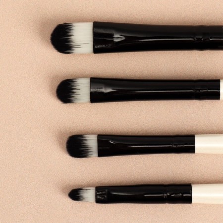 A set of makeup brushes "stripes", 8 objects, a lightning cover, white/black color-6