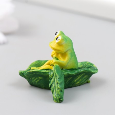 Figure for Florarium Polystone "Frog in the Last Lastochka" 4x3.5x3 cm-1
