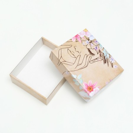 Box cover is “the best in the world”, without a window, 18 x 15 x 5 cm-2