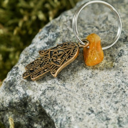 Hamsa-Talisman keychain, natural amber-1