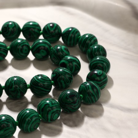 Beads ball No. 12 through the node "Malachite, 60 cm-1