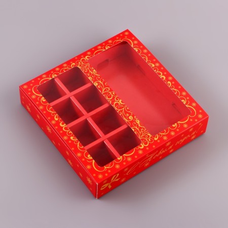 A box for 8 sweets and chocolate tiles, with a shell with a window, a "New Year's pattern" 17.7 x 17.85 x 3.6 cm.-2