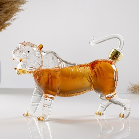 Shtof Tiger, 500 ml, 30 x 7 x 17 cm