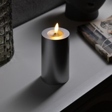 Silver LED candle, 7 × 15 × 7 cm, plastic, AAX2 batteries (not complete), warm white glow