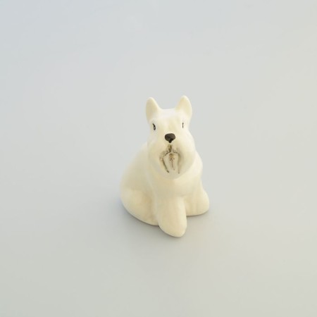 Porcelain figurine "Rizenshnutuzer White", 8x5 cm
