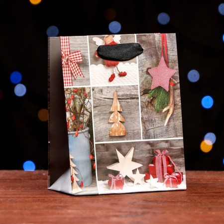 Laminated Packet "Christmas toys" 11.5 x 14.5 x 6 cm
