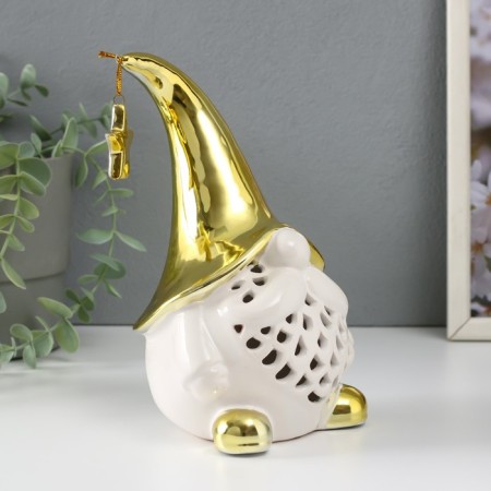 Souvenir Ceramics Light "Gnome in a gold cap with a star" White 11.6x10.7x19.3 cm-3