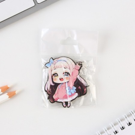 Key keychain wooden anime "in pink"-4
