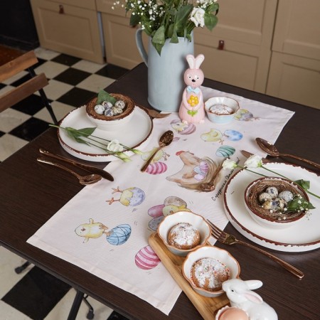 The path to the Ethel Easter table is 30x70 cm, 100% cotton, sarzha 190 g/m2