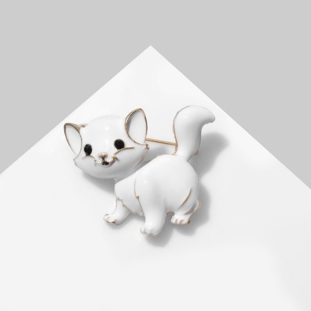 Brooch "Kitten", white color in gold-1