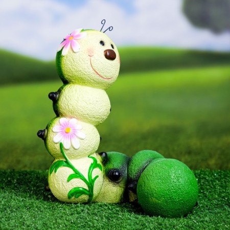 Garden Figure "Caterpillar-Beauty" 14x19x22cm