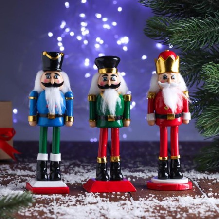 Christmas tree decoration "King" 5.5x17.5 cm, mix