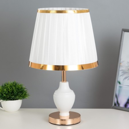 Entry 1x60W desktop E27 white-gold 25x25x42 cm Risalux-1