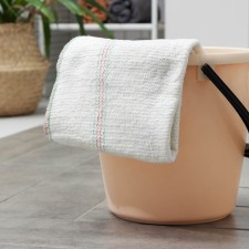 A rag for washing the floor of the shade, with a hole for a mop, viscose-gpp, with an overlock, 50 × 80 cm, density 220 g/m, white color