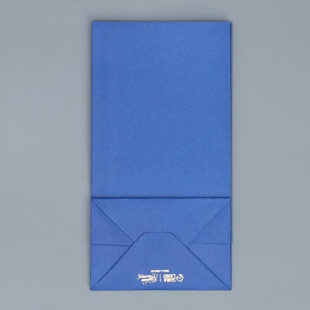 A package without handles “Happy New Year”, blue, with embossing, 10 x 19.5 x 7 cm, New Year-7