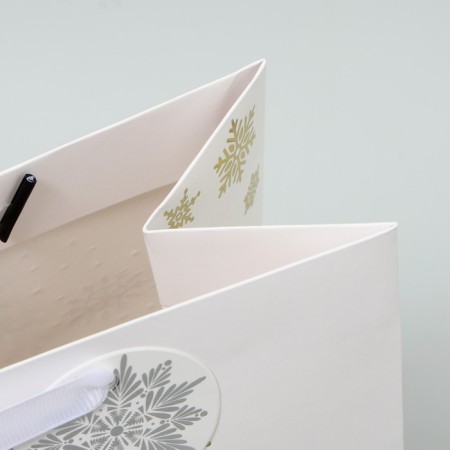 Package New Year's laminated vertical, congregation embossing "New Year's house", ML 23 x 27 x 11.5 cm, New Year-3