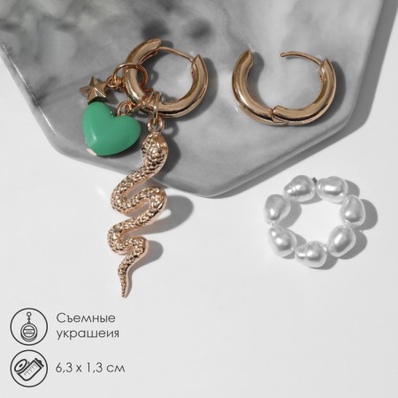 Earrings with the removable element of the "transformer" snake, the color is white-green in gold