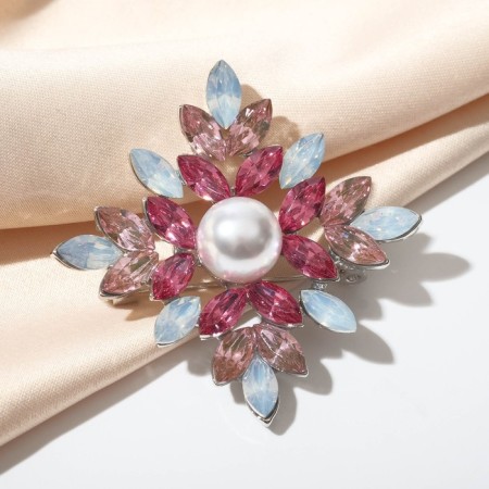 Brooch "Empress" rhombus, white-pink color in silver