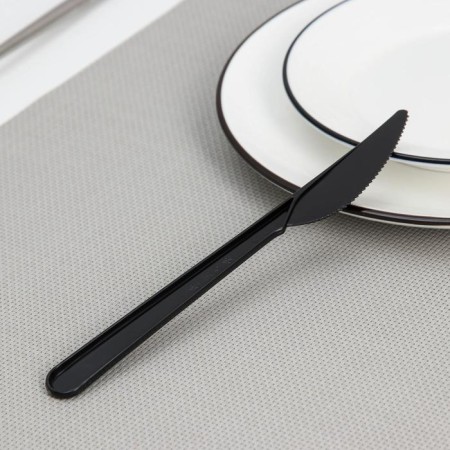 Plastic disposable knife "premium", 18 cm, black color