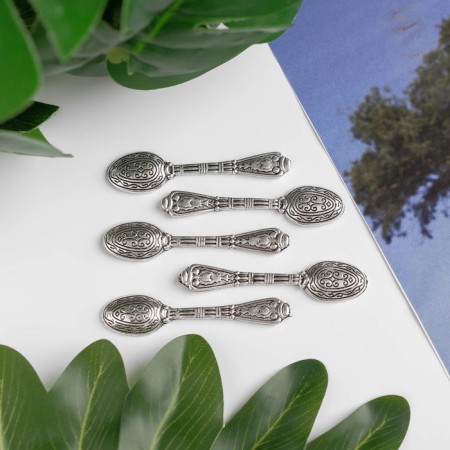 Souvenir wallet metal "Carved spoon" (B28849) 5x1.1 cm-2