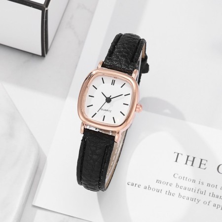 Women's watch, 2.5 x 2.5 cm, gold