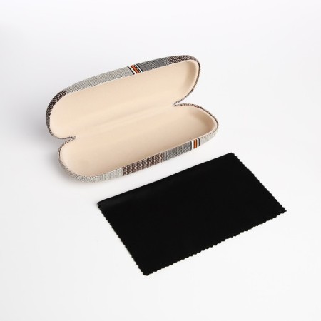 Case case on a cracker, beige color-3