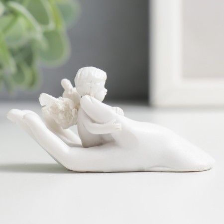 Polystone souvenir "Snowthrough angel in the palm" 3.5x7.5x3 cm-3