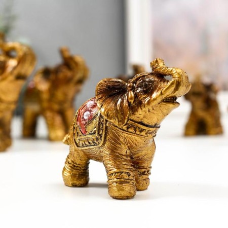 Souvenir Polystone "Seven elephants in Red Popone with pearls" h = 10.3; 9; 7.6; 7; 6.2; 5.5; 4.2 cm-3